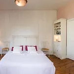 Casa vacanze Village Chateau De Termes, Gites, Chalets, Piscine, Jacuzzi, Sauna Martel