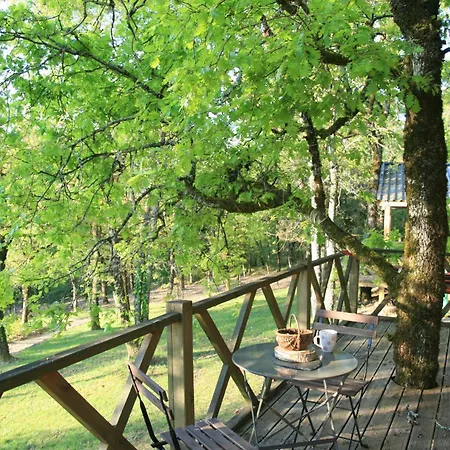 Feriehus Village Chateau De Termes, Gites, Chalets, Piscine, Jacuzzi, Sauna Martel