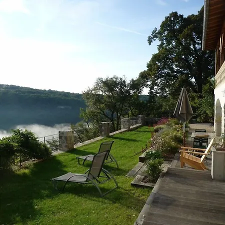 Feriehus Village Chateau De Termes, Gites, Chalets, Piscine, Jacuzzi, Sauna *
