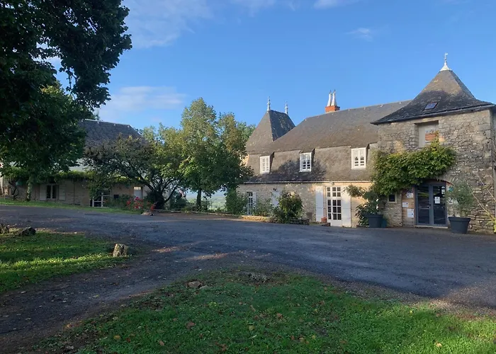 Dom wakacyjny Village Vacances Chateau De Termes, Gites, Chalets, Piscine, Jacuzzi, Sauna *