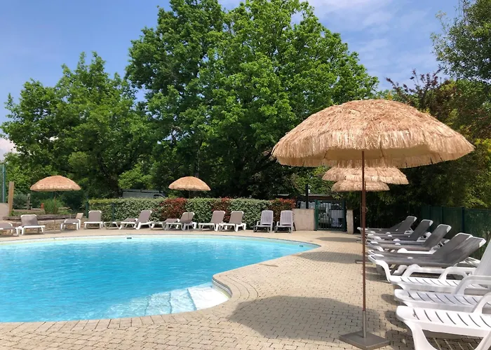 Village Vacances Chateau De Termes, Gites, Chalets, Piscine, Jacuzzi, Sauna Dom wakacyjny