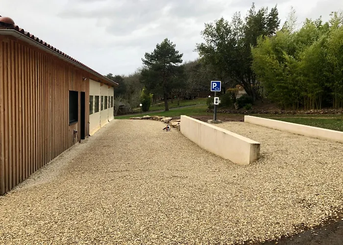 Village Vacances Chateau De Termes, Gites, Chalets, Piscine, Jacuzzi, Sauna Dom wakacyjny