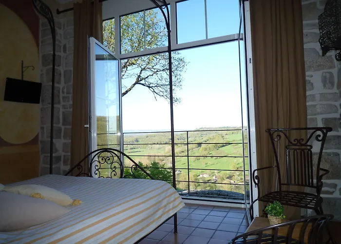 Village Vacances Chateau De Termes, Gites, Chalets, Piscine, Jacuzzi, Sauna Dom wakacyjny