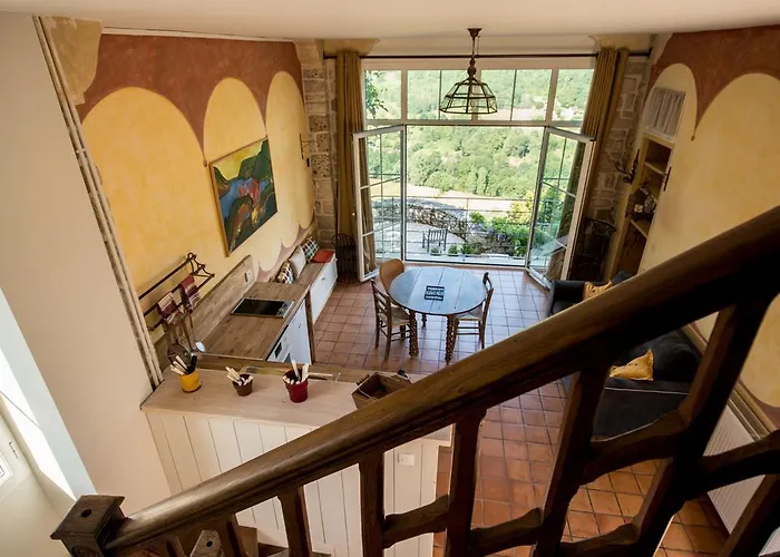 Village Vacances Chateau De Termes, Gites, Chalets, Piscine, Jacuzzi, Sauna