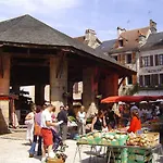Village Vacances Famille Château de Termes * Martel