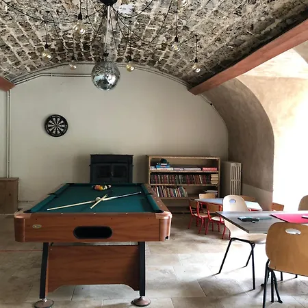 Village Chateau De Termes, Gites, Chalets, Piscine, Jacuzzi, Sauna