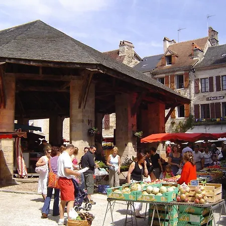 Village Chateau De Termes, Gites, Chalets, Piscine, Jacuzzi, Sauna * Martel