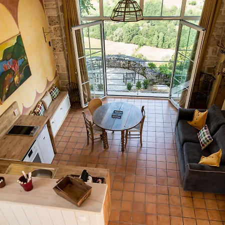 Village Chateau De Termes, Gites, Chalets, Piscine, Jacuzzi, Sauna * Martel