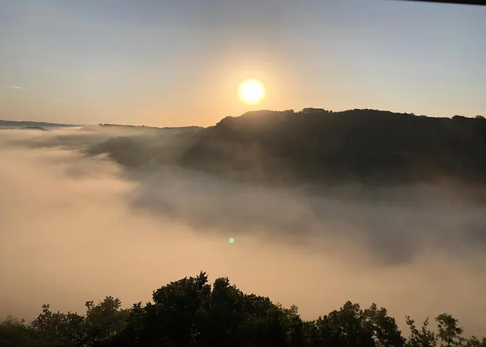 Village Vacances Chateau De Termes, Gites, Chalets, Piscine, Jacuzzi, Sauna Σπίτι διακοπών Martel