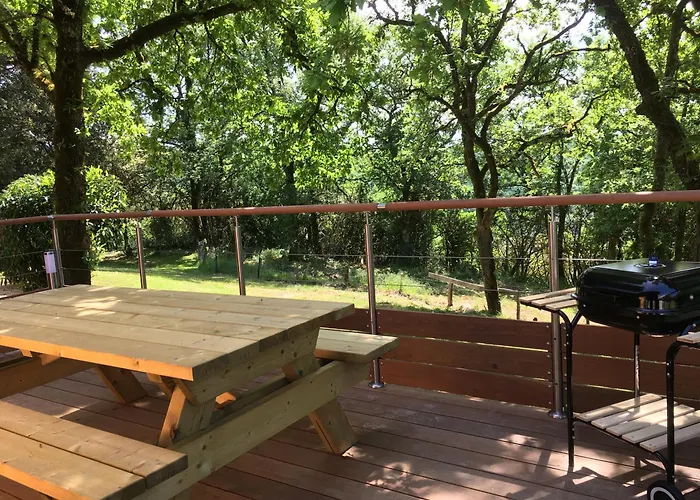 Village Vacances Chateau De Termes, Gites, Chalets, Piscine, Jacuzzi, Sauna *