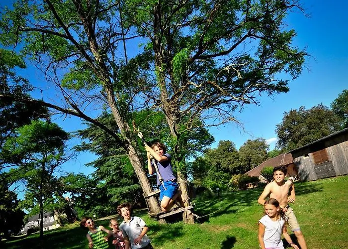 Village Vacances Chateau De Termes, Gites, Chalets, Piscine, Jacuzzi, Sauna Casa vacanze Martel